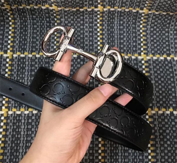 

Fashionable high quality men and women belts, design exquisite, metal buckle.