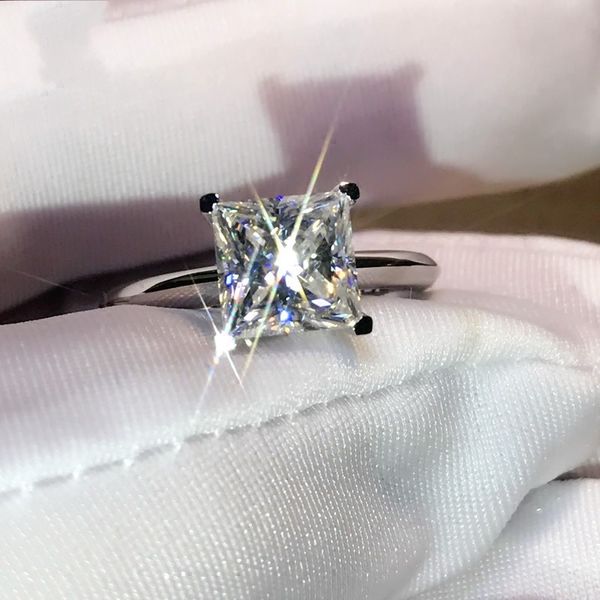 Solitário Clássico Quatro Garras Jóias de Luxo Real 100% Prata Esterlina 925 Corte Princesa Topázio Branco Feminino Aliança de Casamento Anel Presente Nunca Desbota