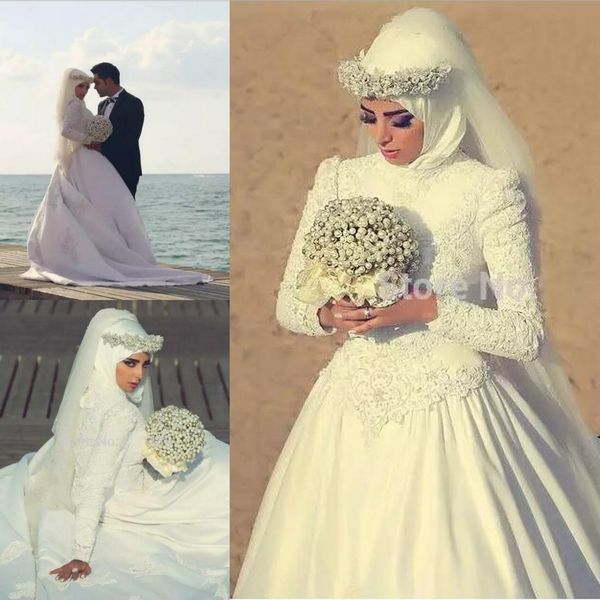 Discount Long Sleeves Arabic Hijab Muslim Wedding Dresses With Beaded Pearls High Neck Custom Made 2018 Romantic Appliques Lace White Bridal Gowns