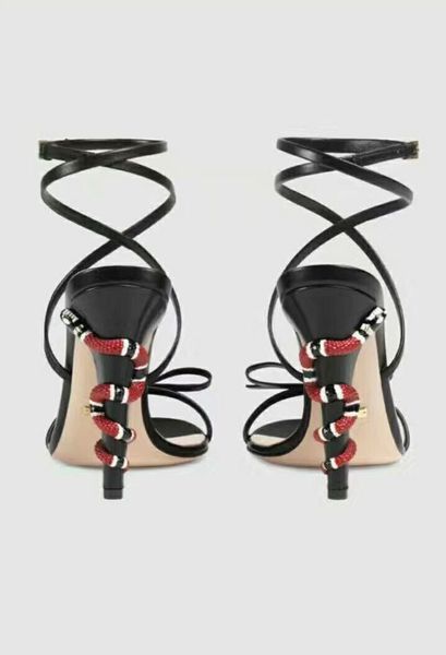 

2019 luxury designer style patent leather thrill heels women unique letters sandals dress wedding shoes shoes 35-41, Black