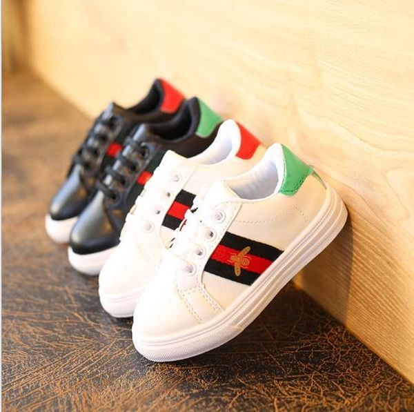 

2018 Spring and Autumn New Medium and Large Children Canvas Shoes Boys Little White Shoes Girls Little Bees Leisure Boards 26-36cm