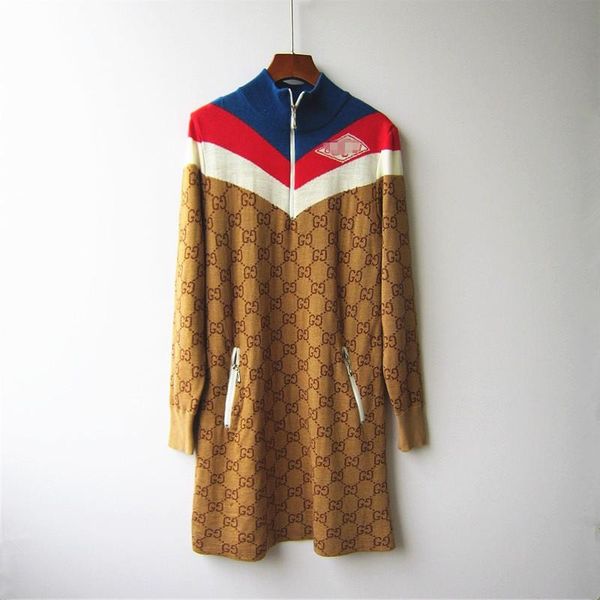 

Prefall 2020 G Семья одеваются женщин Matching с длинным рукавом Semi High Zipper платье Браун жакк