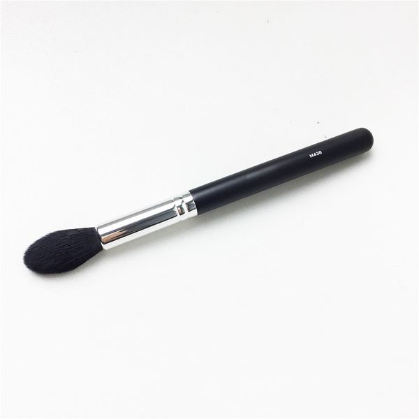 

M438 - POINTED CONTOUR BRUSH - Quality Sable Hair Highlighter Complexion Brush - Beauty Makeup Brush Blender