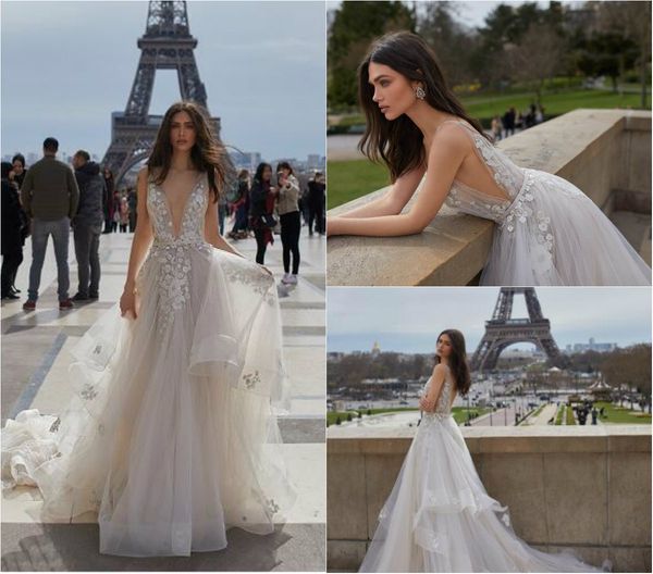 

ярусы каскадные оборками свадебные платья 3d-цветочные аппликации с поясом бусины глубокий v sheer шеи свадебные платья суд поезд свадебное, White