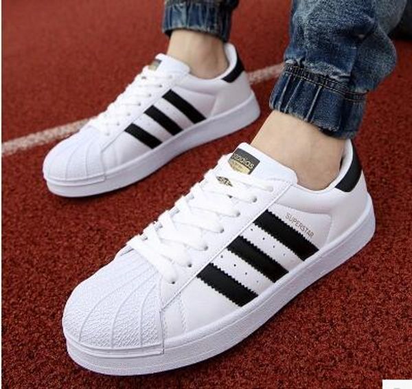 

Продам клевер кроссовки мужские мокасины высокое качество кроссовки 2018