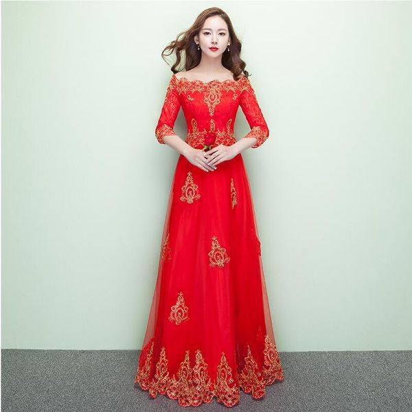 Abiti da festa di nozze cinesi di nuova moda in stile cinese rosso sposato elegante abito in maschera cheongsam con spalle scoperte in pizzo