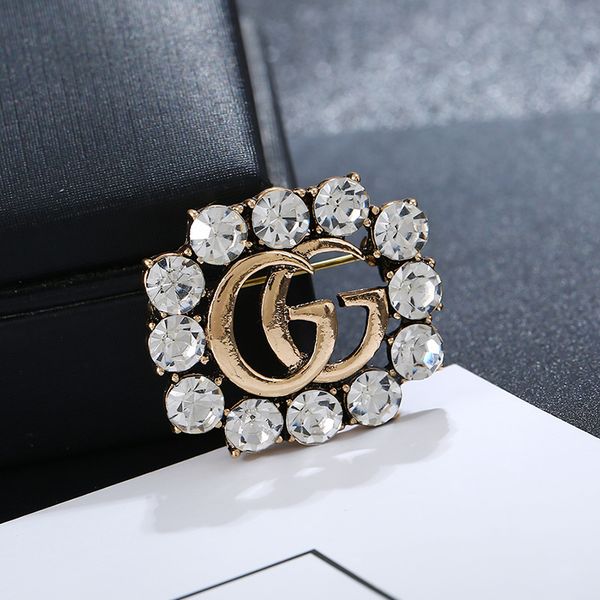 

cute letter brooch pins for women jewelry dress clothing pins rhinestone exquisite bling bling suit brooch for party festival gift brooch