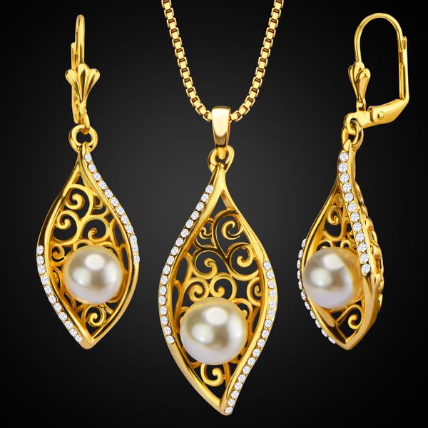 

new bride pearl jewelry set 18k gold-plated diamond pearl hollow jewelry necklace earring set, Slivery;golden