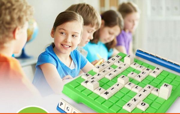 Frete grátis Exportação estrangeira caixa de Puzzle 3D Spelling Inglês Inglês associação inteligente Soletrar a palavra Aprender Jogo de xadrez Xadrez jogo de tabuleiro c