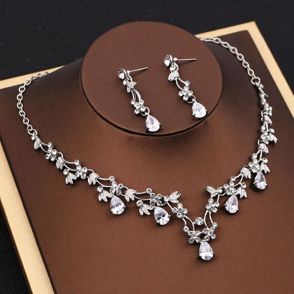

beauty 2 piece necklace earrings wedding bridal jewelry bridal necklace j612002, White