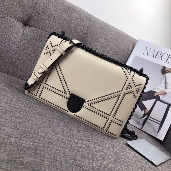 

25cm white genuine leather de igner cro body bag with rivet ultra black chain