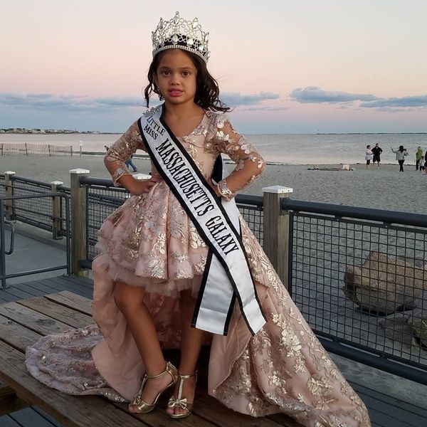 

adorable high low toddler girls pageant dresses sequined appliqued backless flower girl dress long sleeves lace first communion gowns, White;red