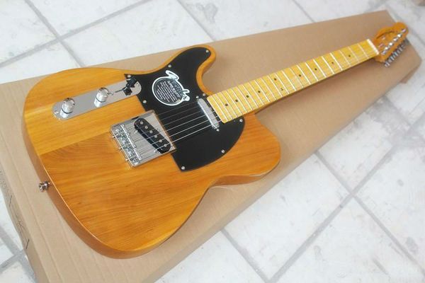 

teleleft - handed electric guitar is a retro light yellow for left-handed people