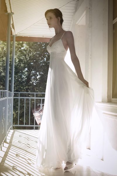 

2019 лето элегантный пляж свадебное платье спагетти ремни спинки длина пола кружева шифон свадебные платья на заказ размер, White