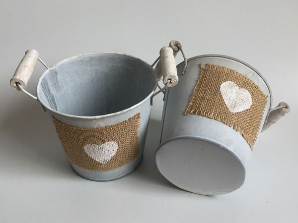 

d14xh12cm wholesale metal flower buckets flower tub iron planter vintage and heart design farmhouse decor sf-033-3