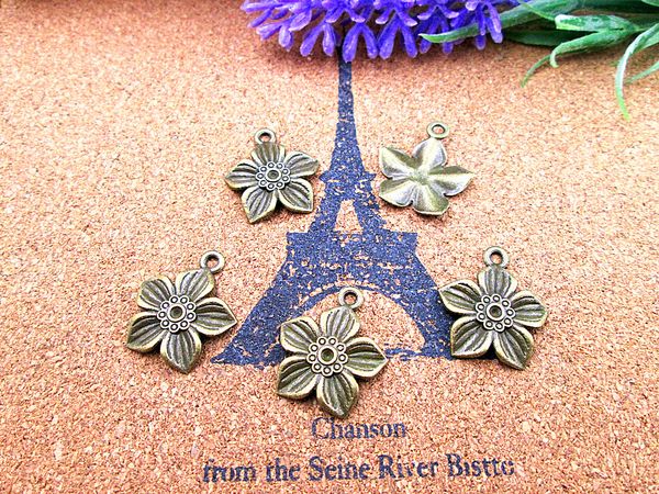 

75pcs-flower charms antique bronze tone 18mm, Bronze;silver