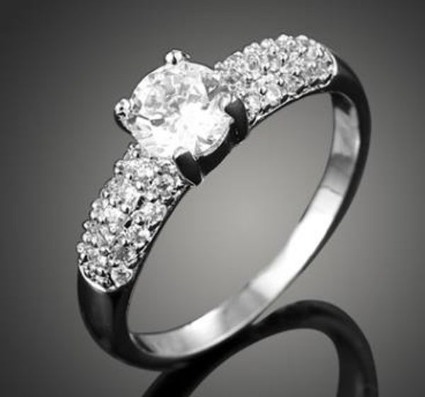 

luxurious sparkling studded zircon ring fashion korean alloy ring, Silver