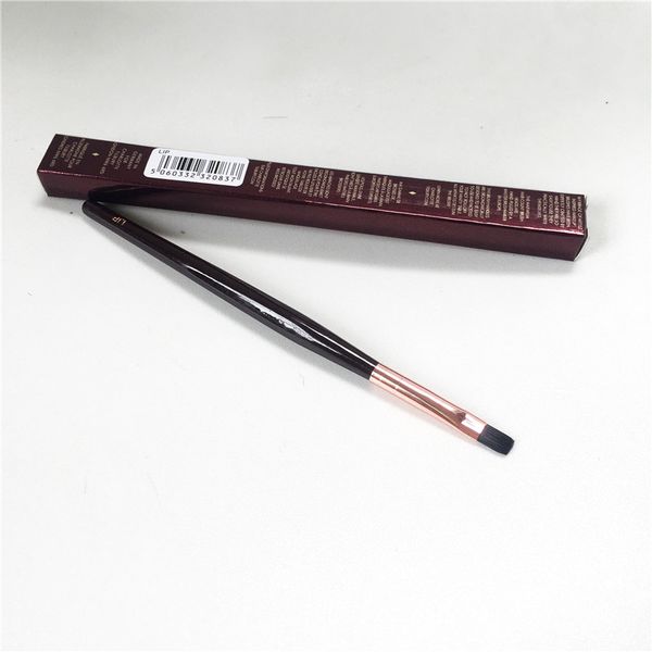 

charlotte_t lip brush - synthetic hair flat shape evenly coverage lip brush - makeup blender tool