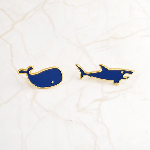 

qihe jewelry shark and whale pin animal brooches cute tiny lapel pins men women brooches backpack hats accessories, Gray