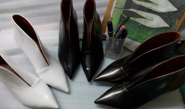 

fashion black woman ankle boots slip-on heels pointed toe v-shaped open line design street style motorcycle short boots