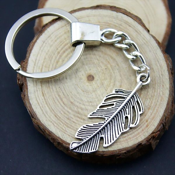 

6 pieces key chain women key rings fashion keychains for men feather 40x16mm, Slivery;golden
