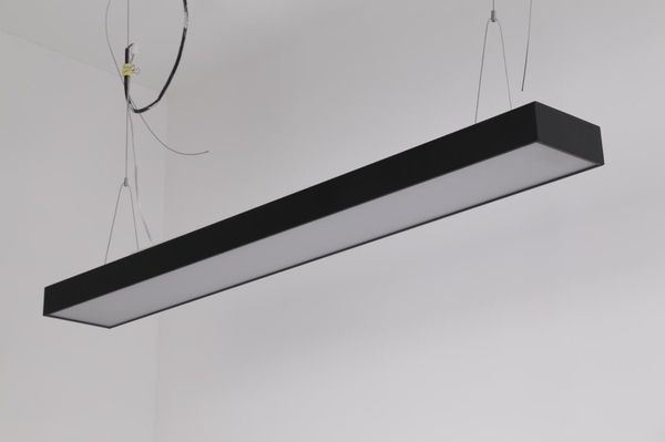 Бесплатная доставка Высококачественный черный корпус Линейный Highbay LED Light Алюминиевый профиль для корпуса и офиса и отеля CE ROHS