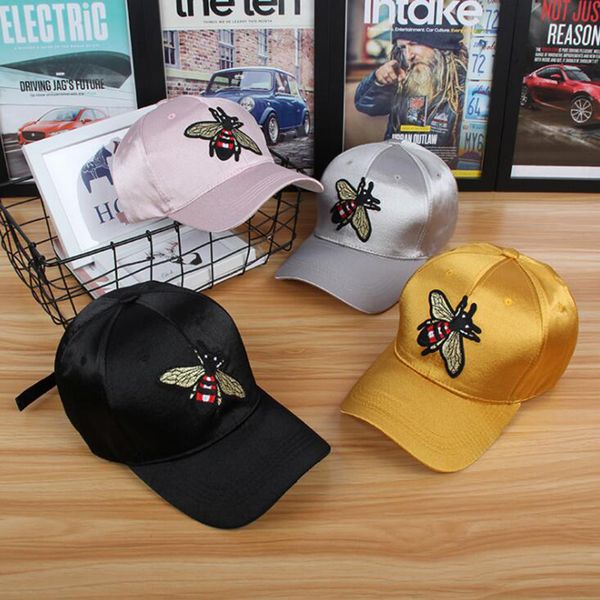 

Бейсбольная кепка Женская солнечная шляпа Snapback хип-хоп квартира Hat пчела вышивка