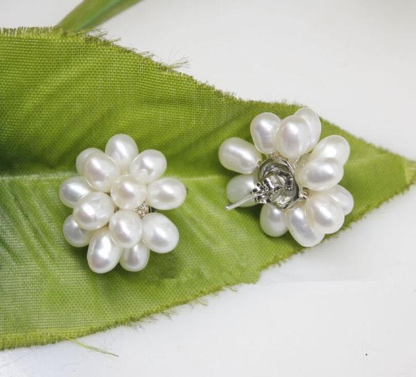 

gt;>>>>fashion genuine white freshwater rice pearl flower stud earrings, Golden