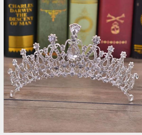 

2018 korean crown alloy diamond accessories, bridal wedding crown birthday headwear accessories, bridal ornaments, Slivery;golden