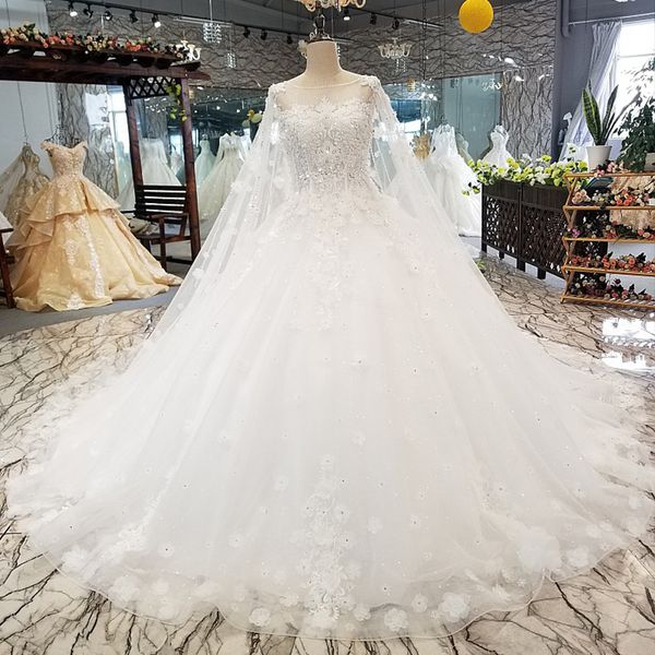 

длинные тюль мыс свадебные платья кружева аппликация кружева иллюзия o шеи блестящие детали бисером свадебные платья 2019 новый дизайн хорва, White