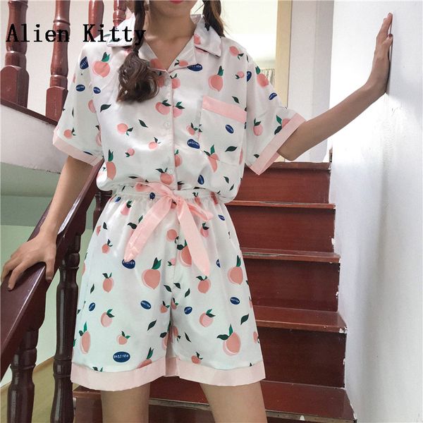 

alien kitty2018 new women white ice silk fruit print short sleeve short pant nightwear sleepwear home clothes2 piece pajama sets, Blue;gray