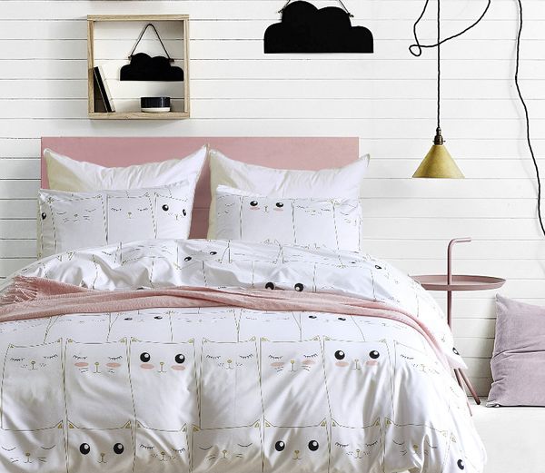 New Designed Bedding Sets Dovet Sets Cute Smile Printed Pattern