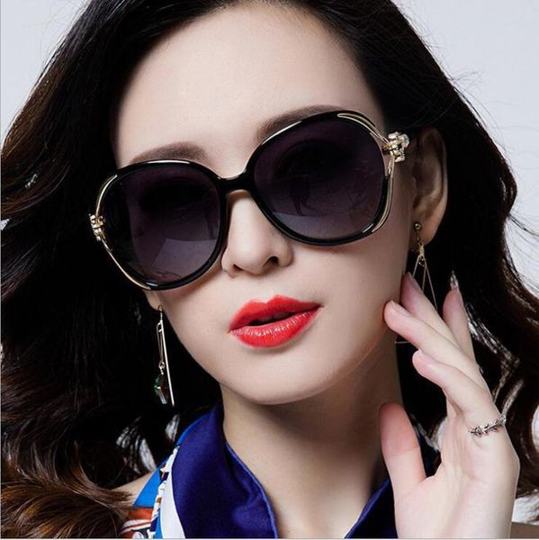 

fashion brand women sunglasses designer beach outdoor driving sun glasses full pc frame oversize 58mm ing, White;black