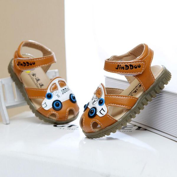 Sandalen für Jungen 2017 Neue Sommer Cartoon Auto Kinder Jungen Sandalen atmungsaktive rutschfeste Mädchen Freizeitschuhe