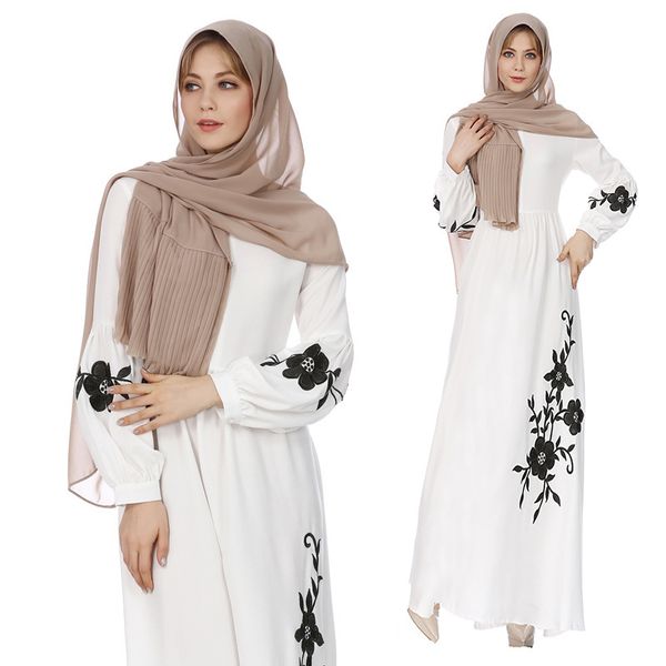 

2018 women muslims robe loose long sleeve large size embroidery chiffon dresses middle east women abaya without scarf, Red