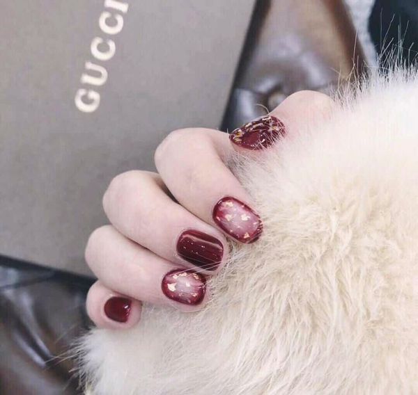 

24 pcs red press on fake nails with gold foil designs short square false nail tips acrylic faux ongles with glue sticker, Red;gold