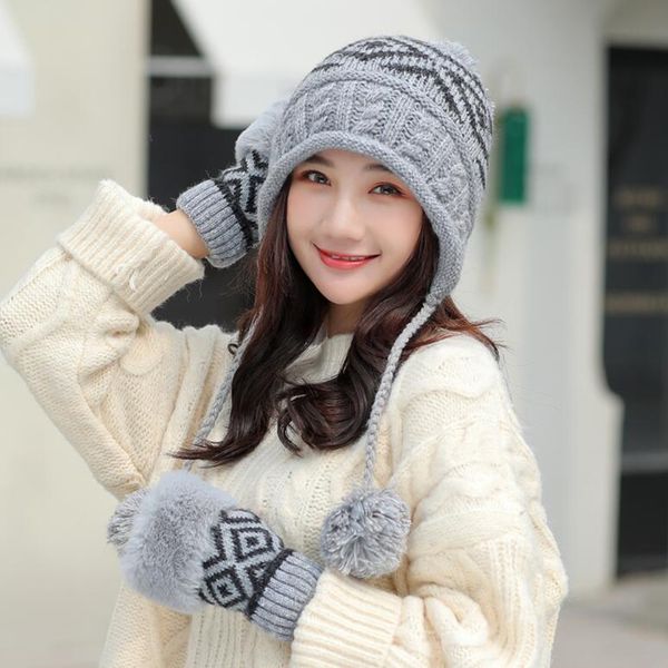 

2018 thickening ski cap new brand fur pompoms winter sweet knitted hat ladies beanie hat female warm gloves + knit