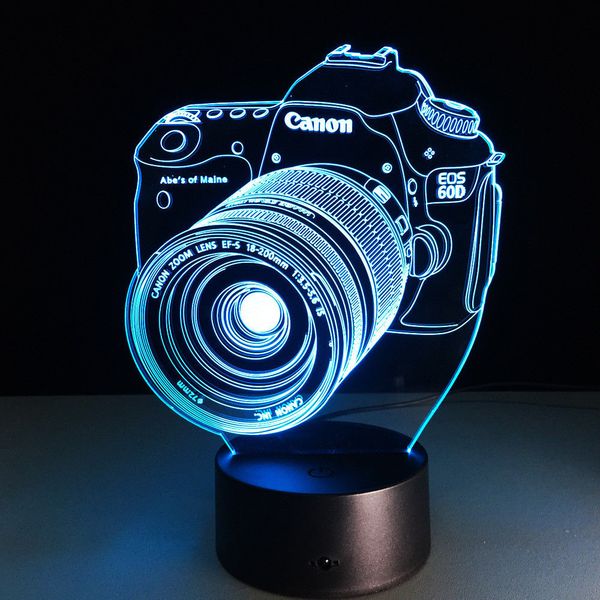 Spedizione gratuita Lampada 3D Camera Illusion LED Novità Lampada USB Touch 7 Cambia colori Tavolo Luce notturna di Natale Decorazioni per la casa Lampade in acrilico # T