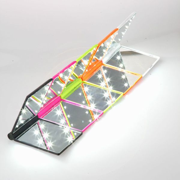 

fashion lady 8 led lights mirror foldable portable tools nice gift