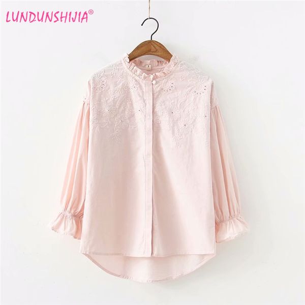 

lundunshijia 2018 spring autumn chest flowers embroidery blouses for women stand collar flare sleeve solid cotton shirt blusas, White