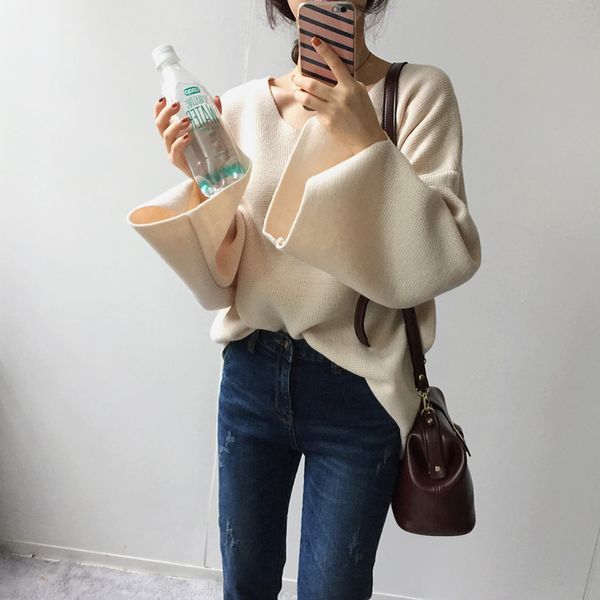 

2 colors 2017 autumn chic style solid color flare sleeve v-neck long-sleeve pullover oversized sweaters womens (b0740, White;black