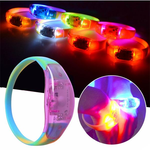 

управление звуком светодиодное мигающее освещение силиконовый браслет музыка активированный браслет вокальный концерт праздничные принадлежн