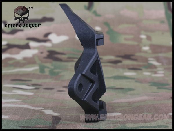 

emes wilcox 4 style hole shroud /bk