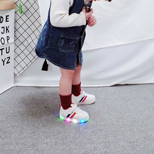 

discount low children's luminous sneakers 2018 spiring summer girl ca317j, Black;red