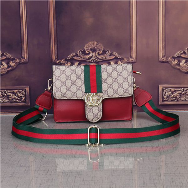 

Bolsa de Ombro lvlu127