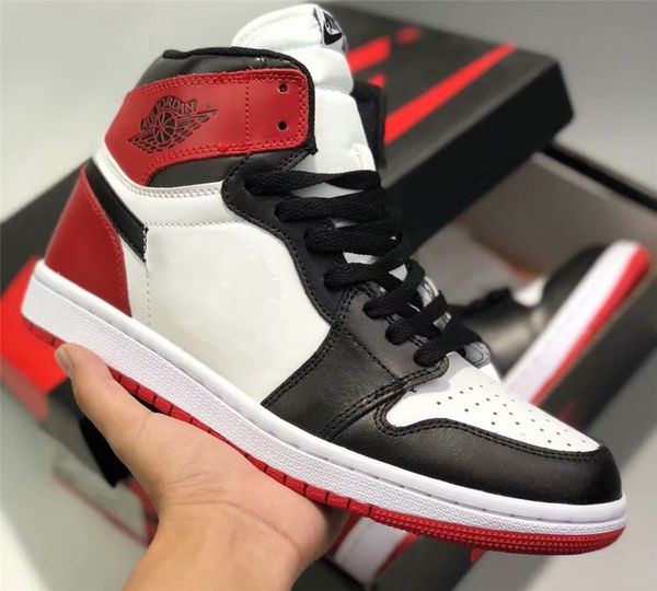 2020 Air J 1 Retro High OG Bred Toe Chicago Banned Game Black White Royal Designer Basketball 
