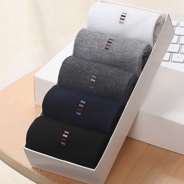 

5 pairs/lot men's business socks for man sping winter black socks casual 2017 high quality coon striped sock 096