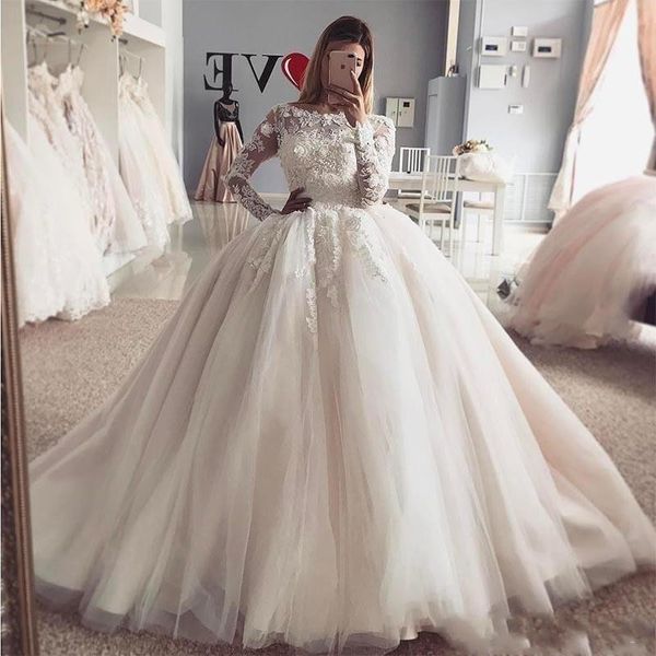 

новый дизайн принцесса бальное платье свадебные платья 2019 vintage sheer длинные рукава аппликация пухлые тюль арабский свадебные платья, White