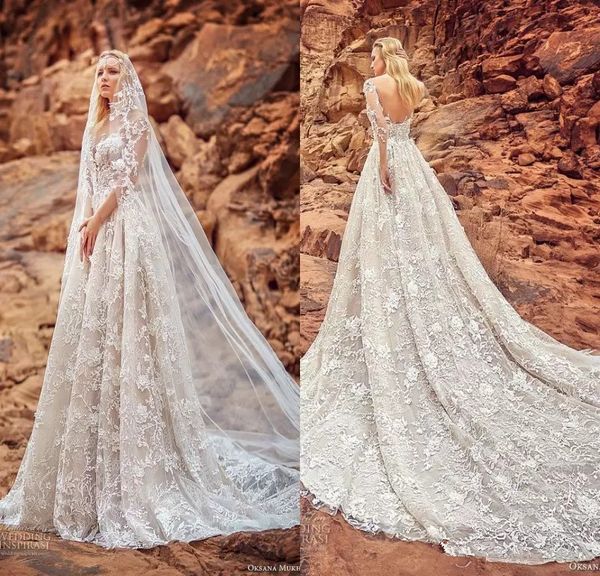 

2018 vintage champagne lace applique plus size wedding dress a-line court train long sleeve bridal gown plus size vestidos de novia, White