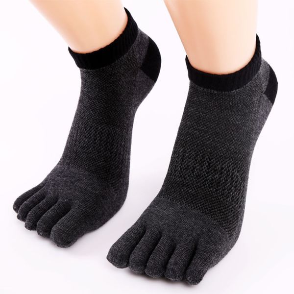 

new mens breathable ankle running cycling clmping toe sock comfortable elastic sport five finger socks male cotton soft sock, Black